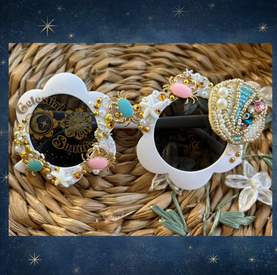 CRABBY GLAM- sun-kissed shores