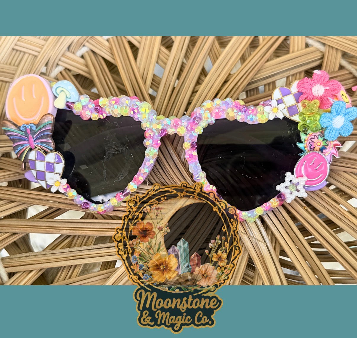 RTS SUNNIES- Retro Hearts