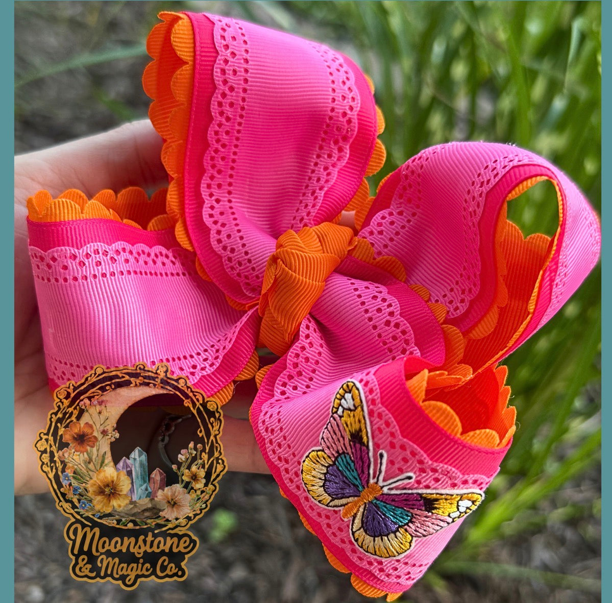 RTS 4.5” Boutique Bow Amber