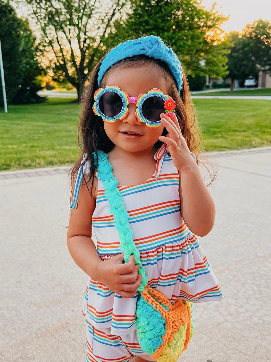 MADE TO ORDER* NEON RAINBOW BURST LARGE DAISY FRAMES
